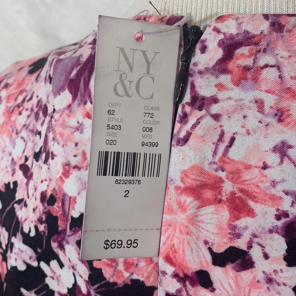 Dress - Picture 4 of 4